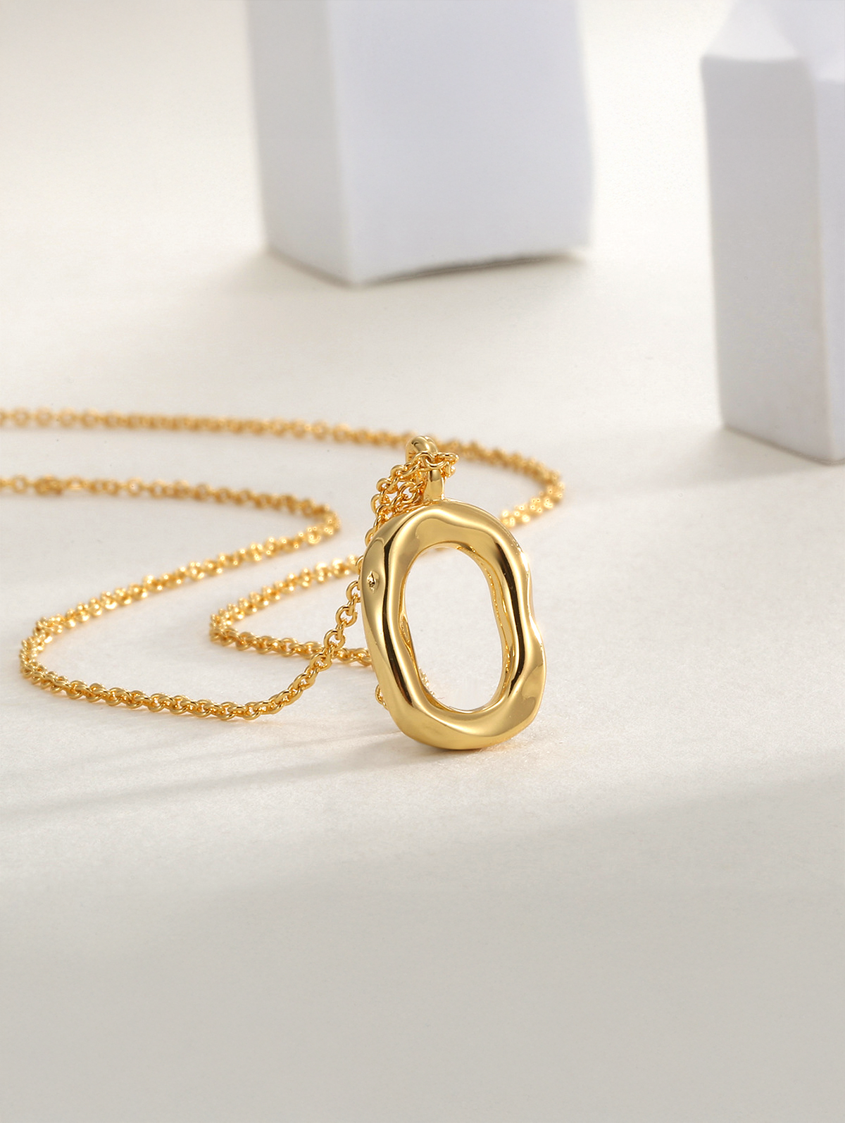 Unique Irregular O Design Necklace