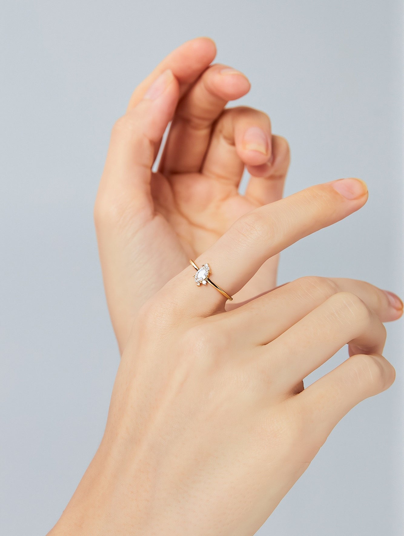 Minimalist Marquise Cubic Zirconia Ring in 18K Gold Plated Copper