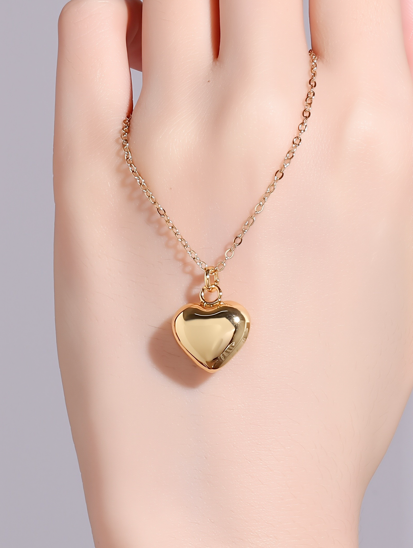 Minimalist 3D Heart Pendant Necklace