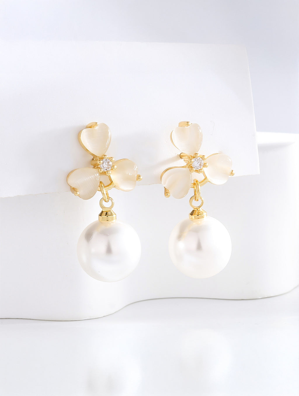 Heart Cat Eye Stone & Faux Pearl Stud Earrings