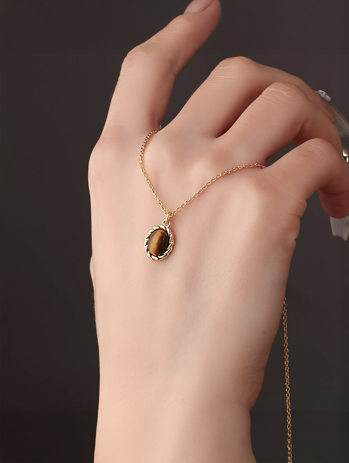 Oval Tiger's Eye Pendant Necklace
