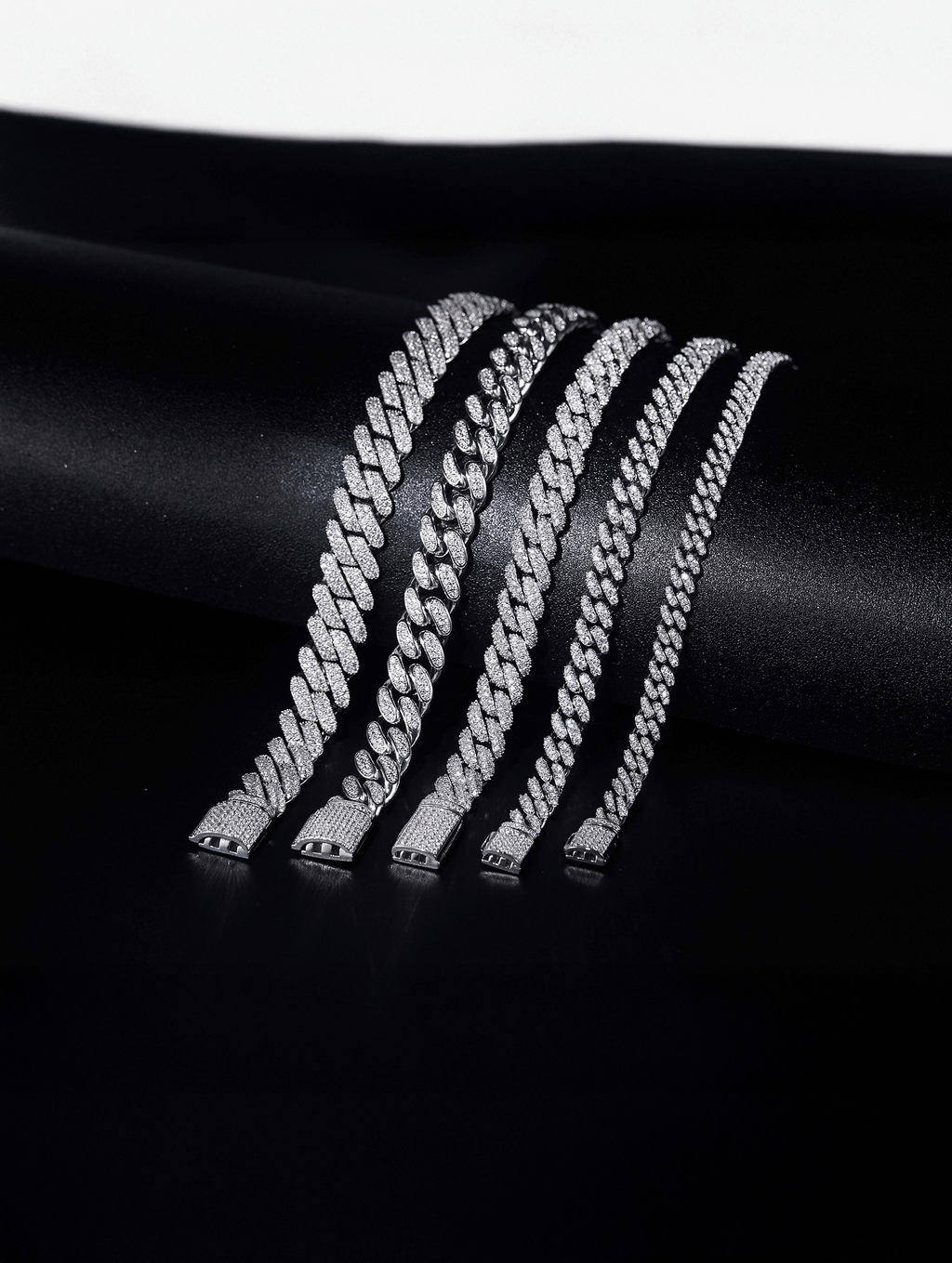 6mm Width Moissanite Cuban Link Bracelet