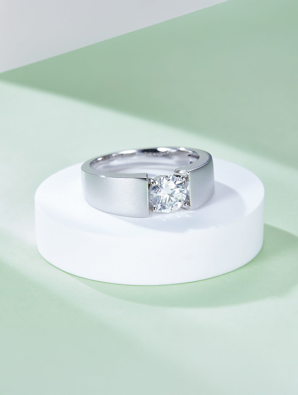 Men’s 1ct D Color Moissanite Matte Finish Ring