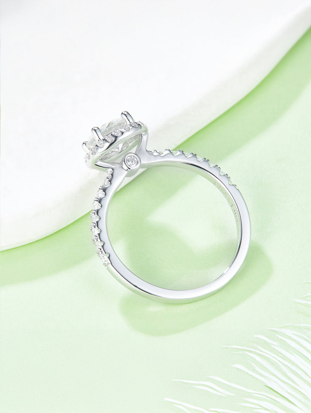 1ct Classic D Color Round Moissanite Halo Ring
