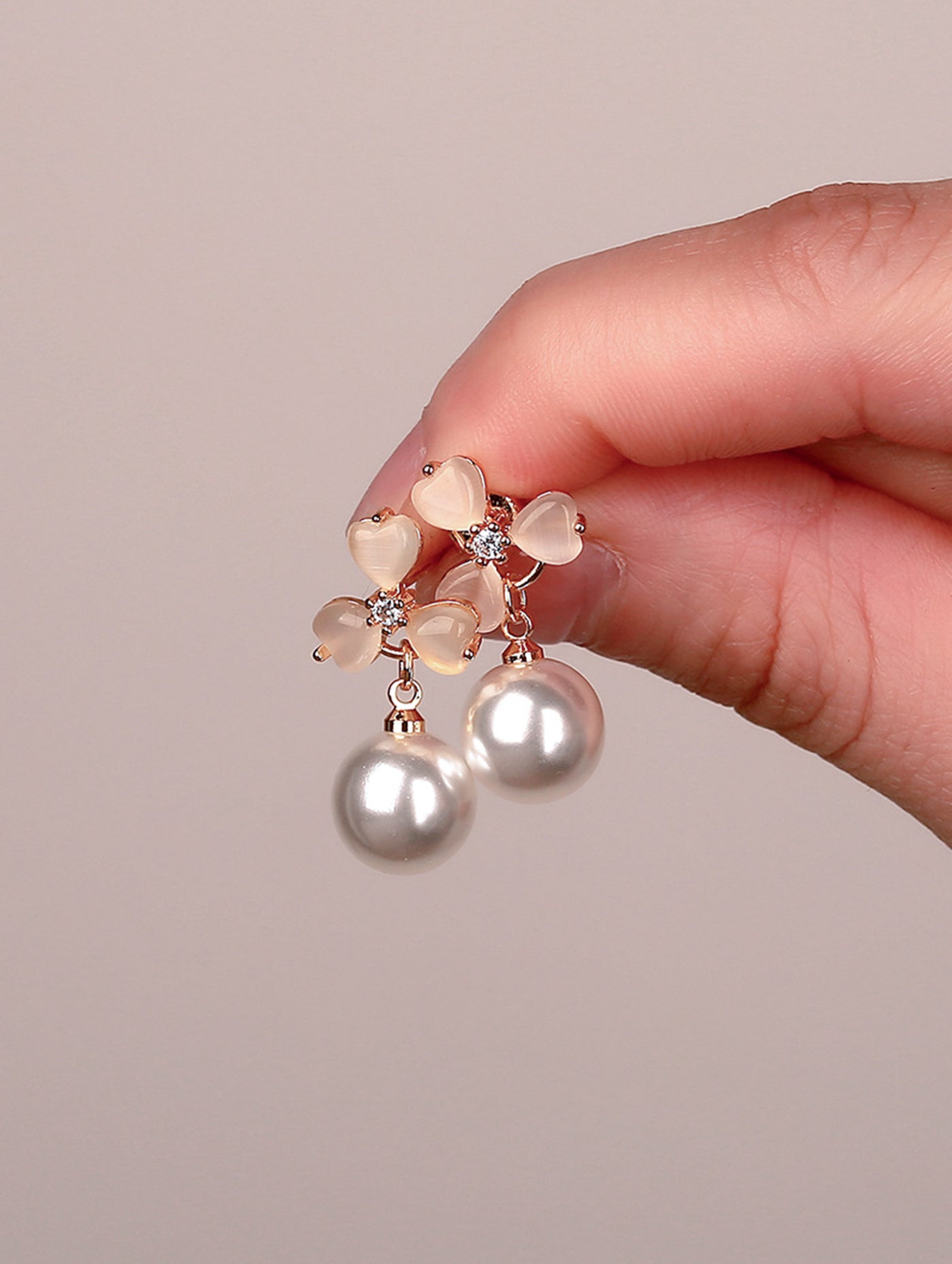 Heart Cat Eye Stone & Faux Pearl Stud Earrings