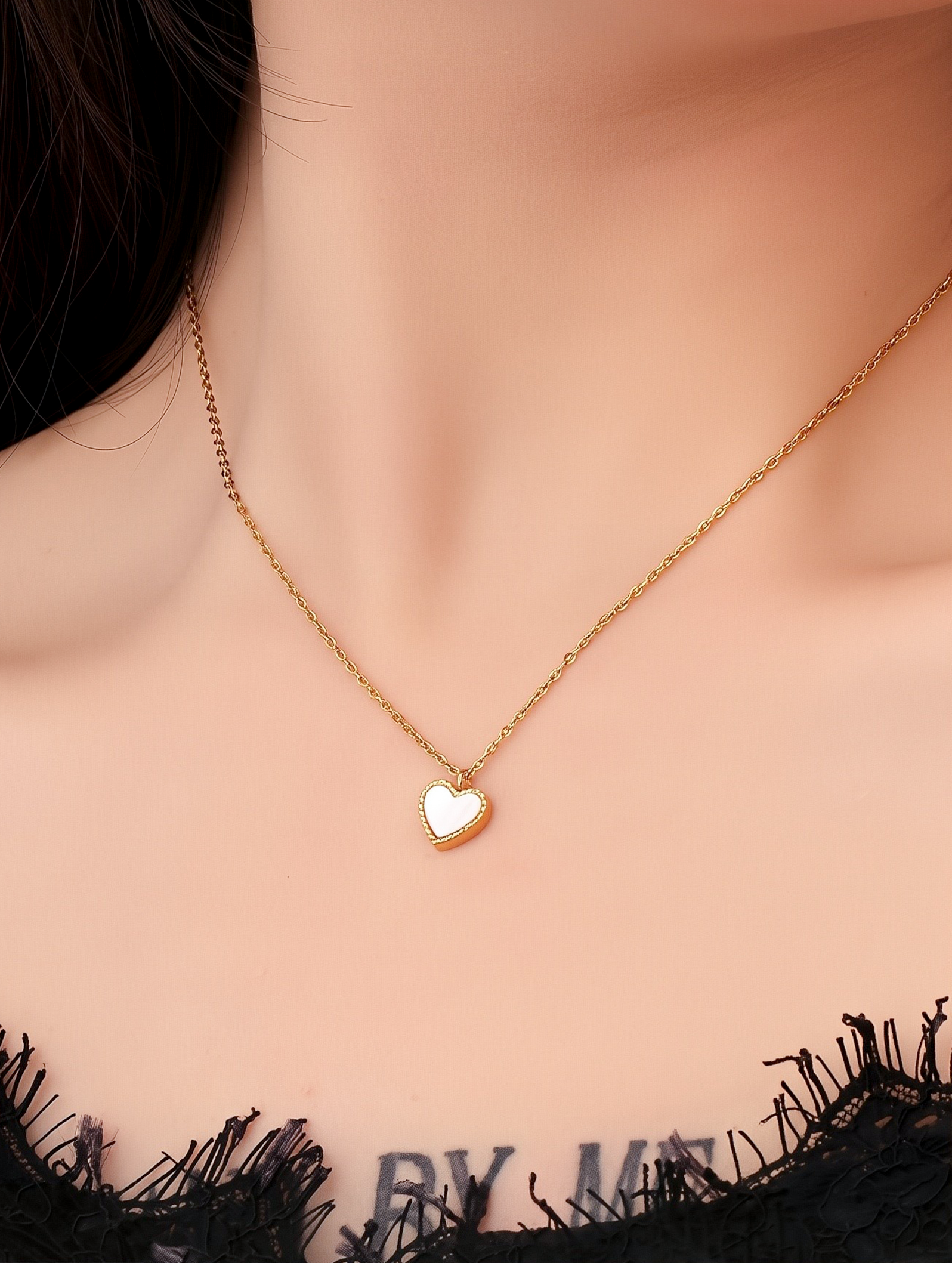 Cute Heart-Shaped Natural Shell Pendant Necklace