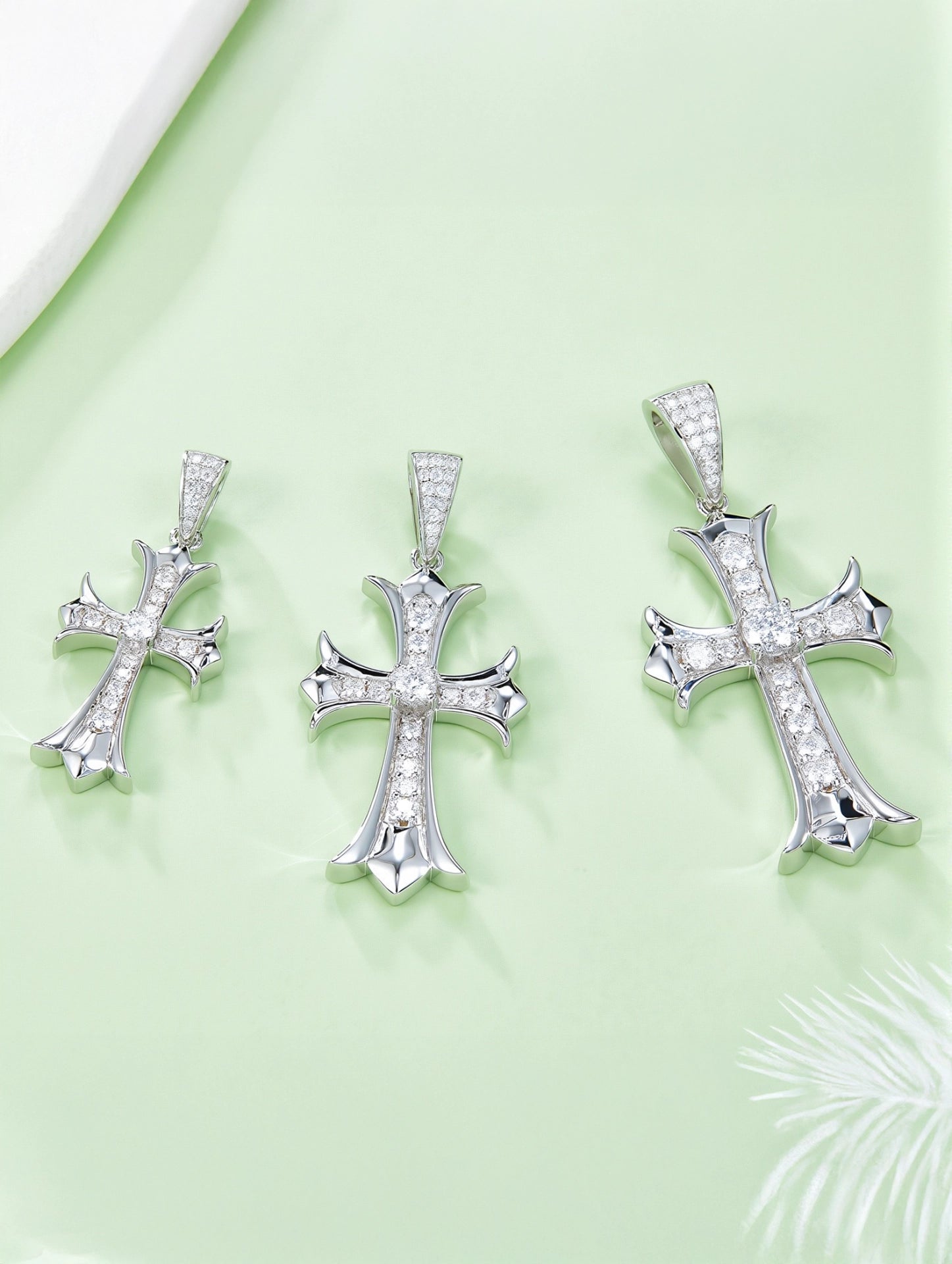 0.37ct Vintage Moissanite Cross Pendant Necklace