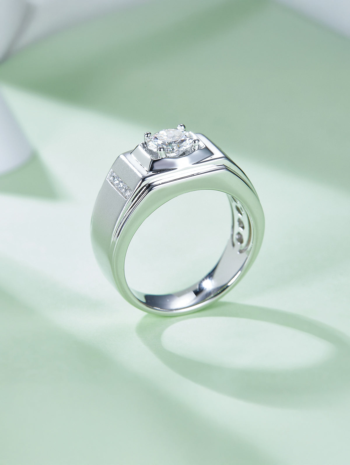 Men’s 1ct D Color Moissanite Ring with Side Accents