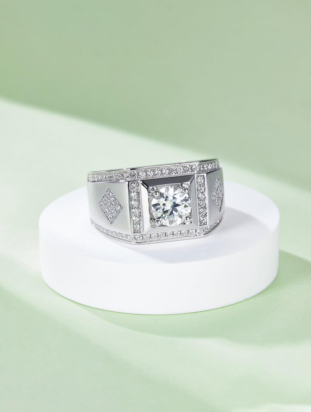 Men’s 1ct D Color Art Deco Moissanite Band Ring