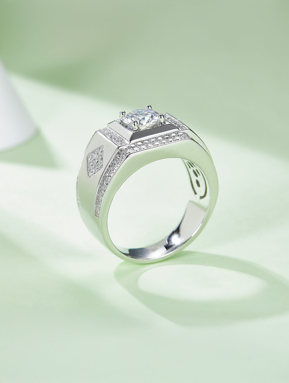 Men’s 1ct D Color Art Deco Moissanite Band Ring