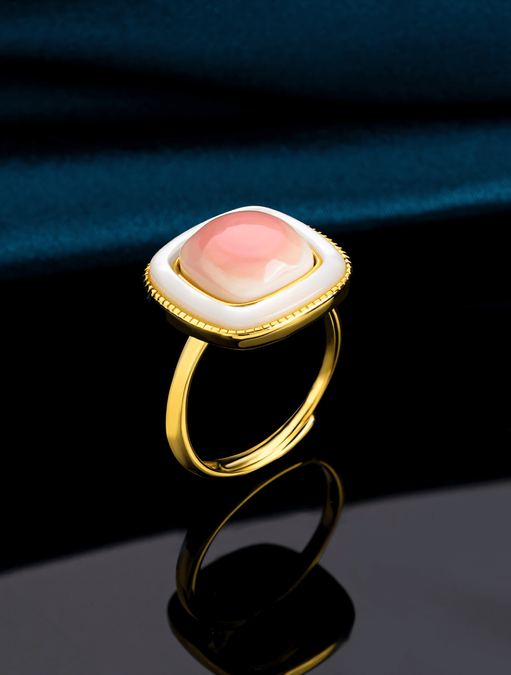 Mother Of Pearl Halo setting Natural Queen Conch Shell Adjustable Ring