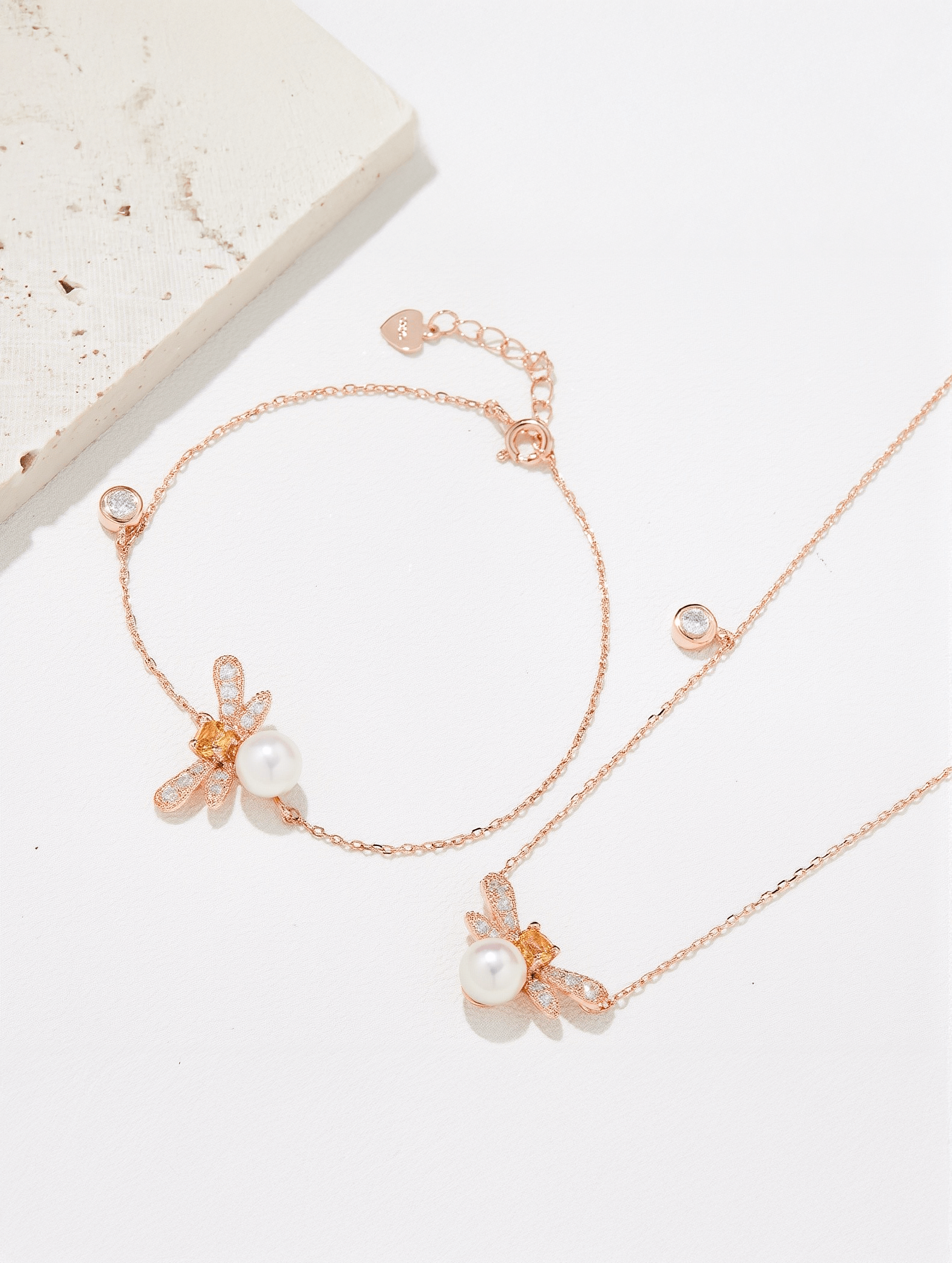 Rose Gold Bee Akoya Pearl Necklace & Bracelet Set
